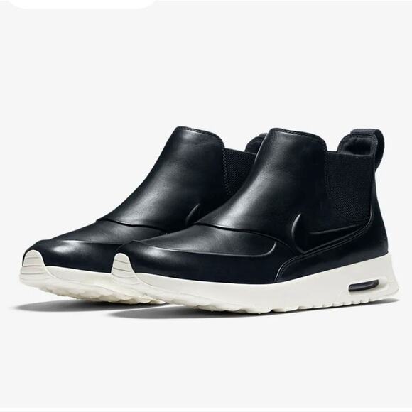 Nike Air Max Thea Mid‎ Chelsea boots women's size 8 new!!! - Picture 1 of 14